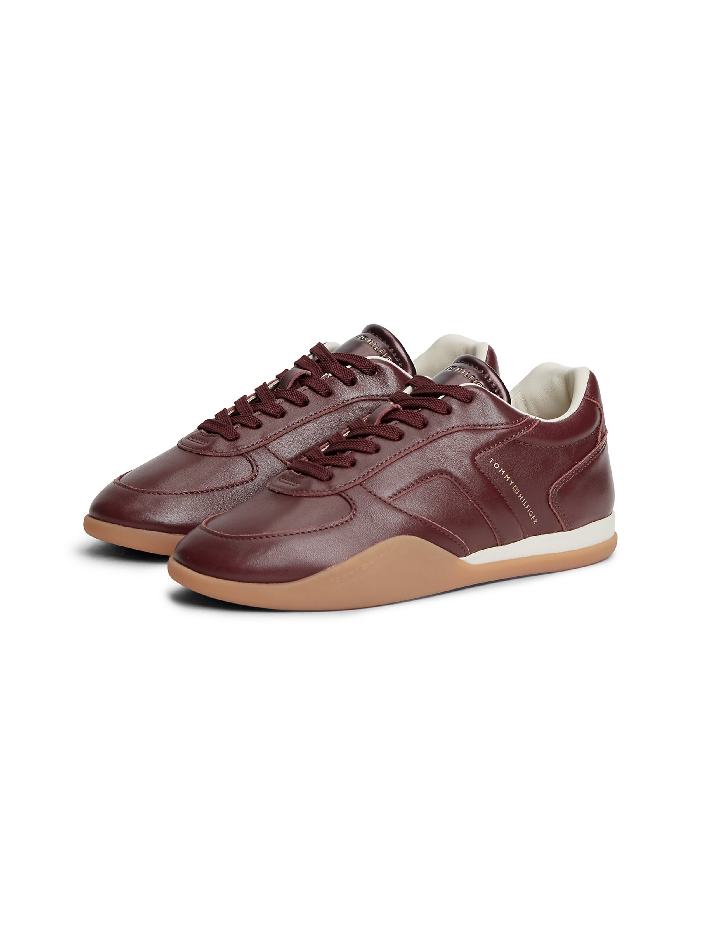 Baskets basses TOMMY HILFIGER en rouge