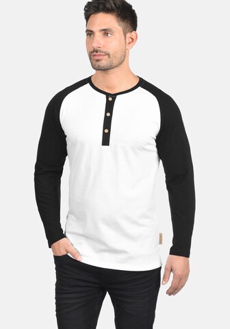 INDICODE JEANS - Camiseta 'Winston' en negro: frente