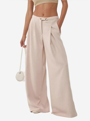 Wide leg Pantaloni con pieghe di Hiccup in beige: frontale