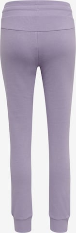 Tapered Pantaloni sportivi di Hummel in lilla