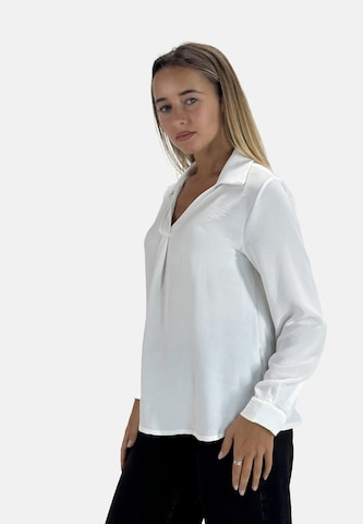 Elara Blouse in Wit