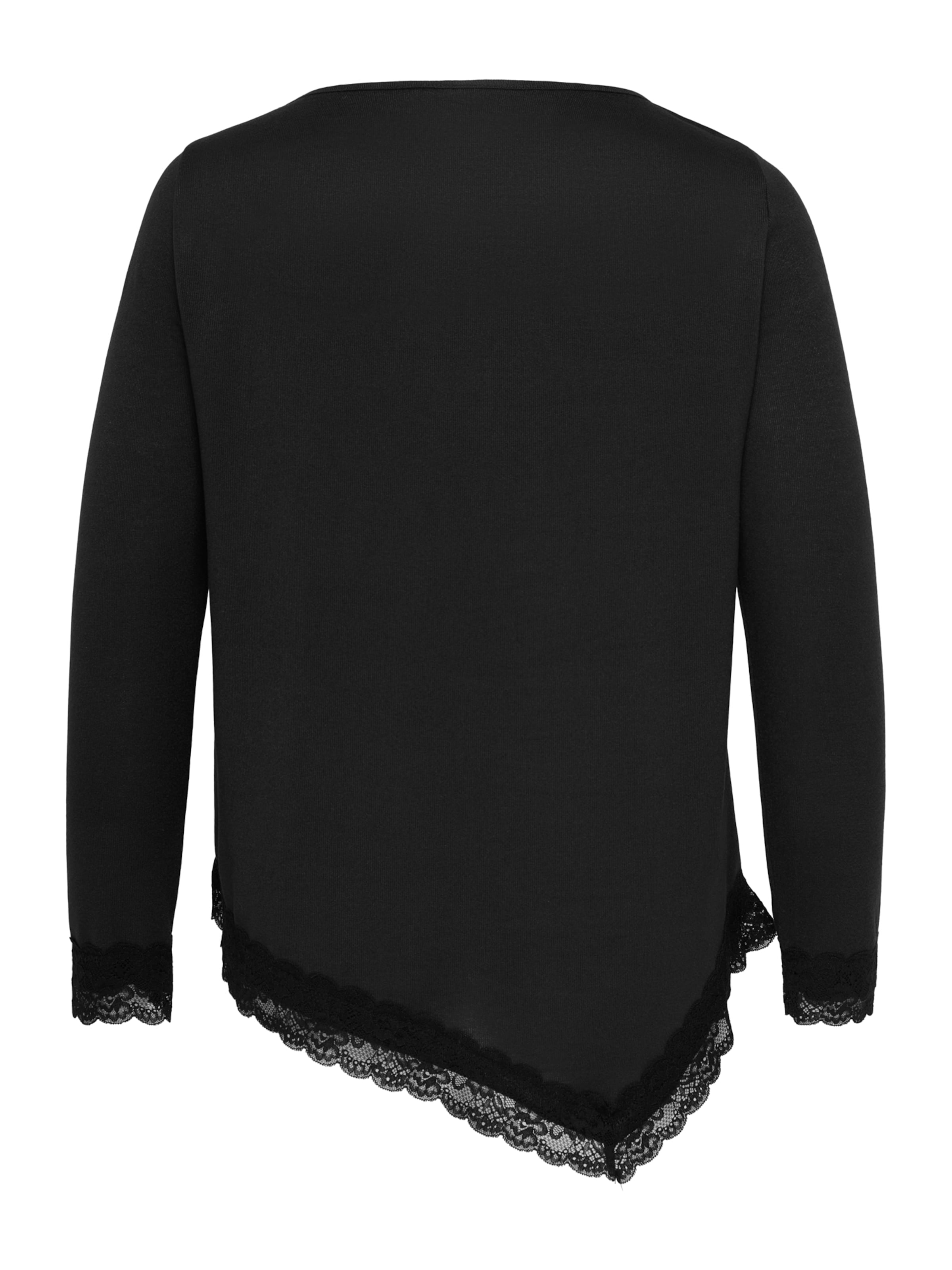 ONLY Carmakoma - Camiseta 'CARALBA' en negro