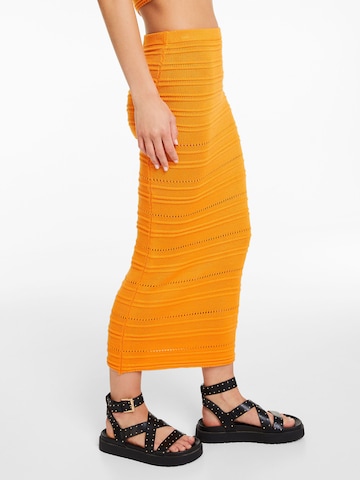 Bershka Krilo | oranžna barva