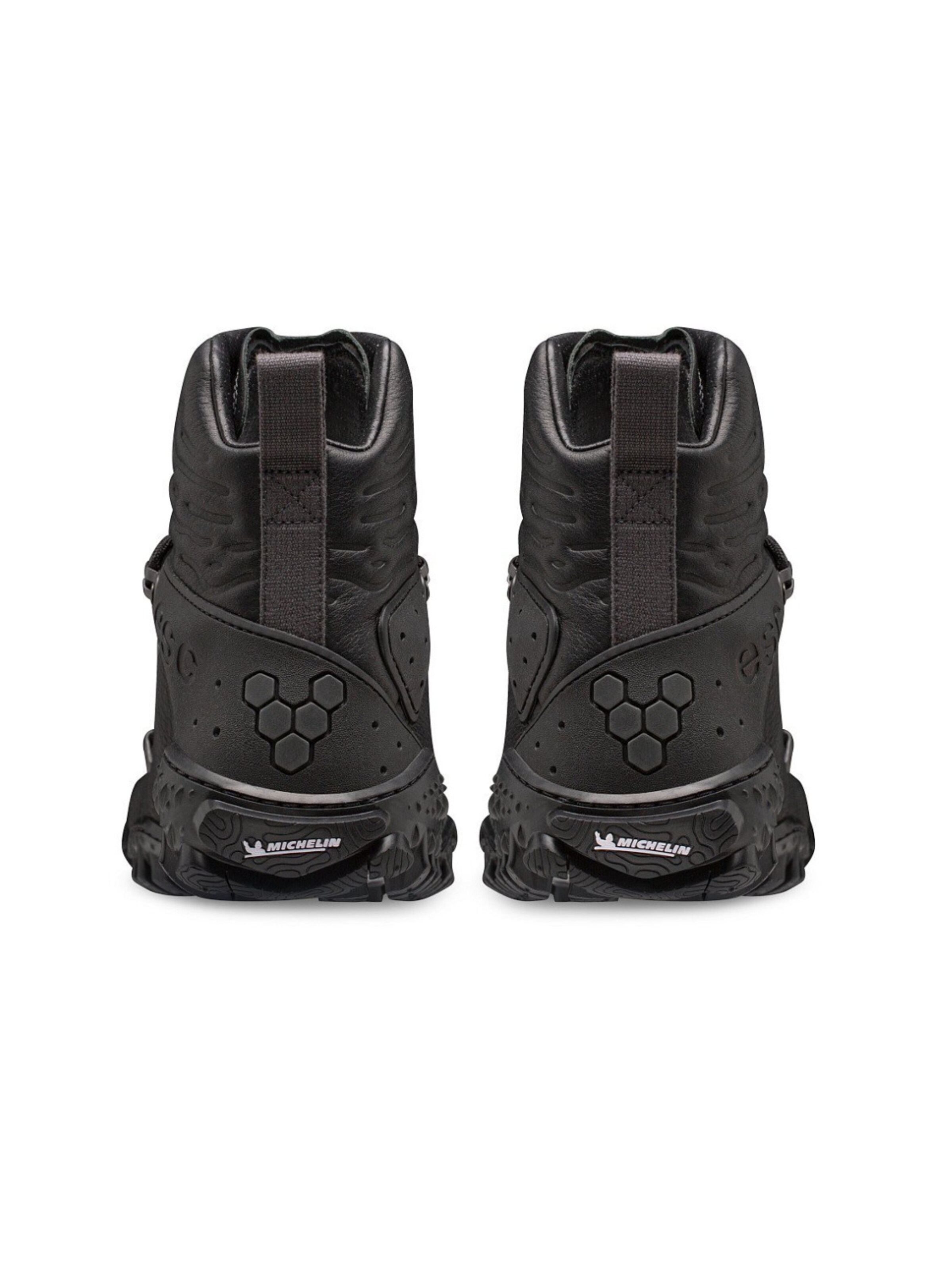 Boots 'TRACKER FOREST ESC' di Vivo Barefoot in nero