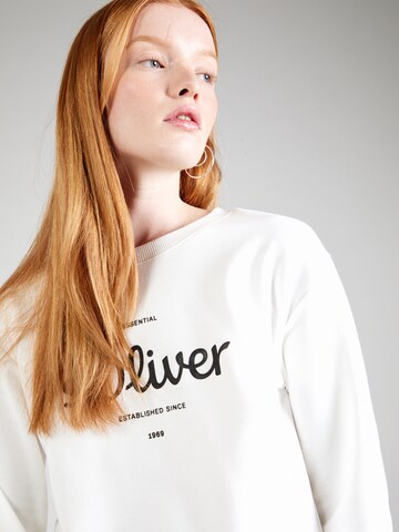 s.Oliver Sweatshirt i hvid