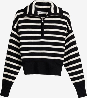 Bershka Sweater in Black: front