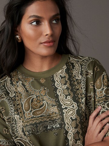 Robe Next en vert