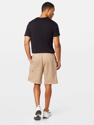 Nike Sportswear Широка кройка Карго панталон в кафяво