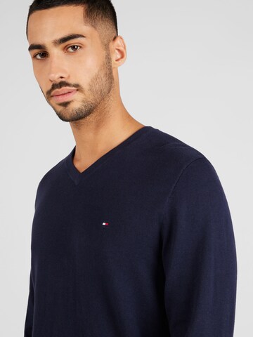 TOMMY HILFIGER Sweater in Blue