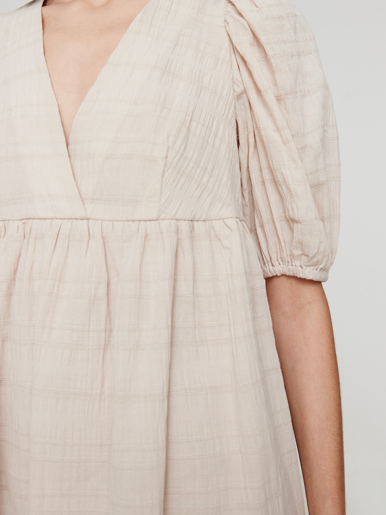 EDITED Robe 'Miriam' beige