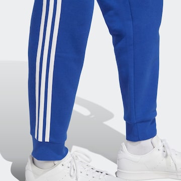 ADIDAS ORIGINALS Slimfit Παντελόνι 'Adicolor Classics' σε μπλε