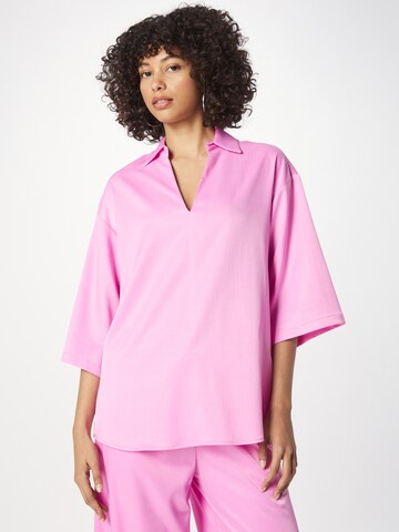 SISTERS POINT - Blusa 'VISOLA' em rosa: frente