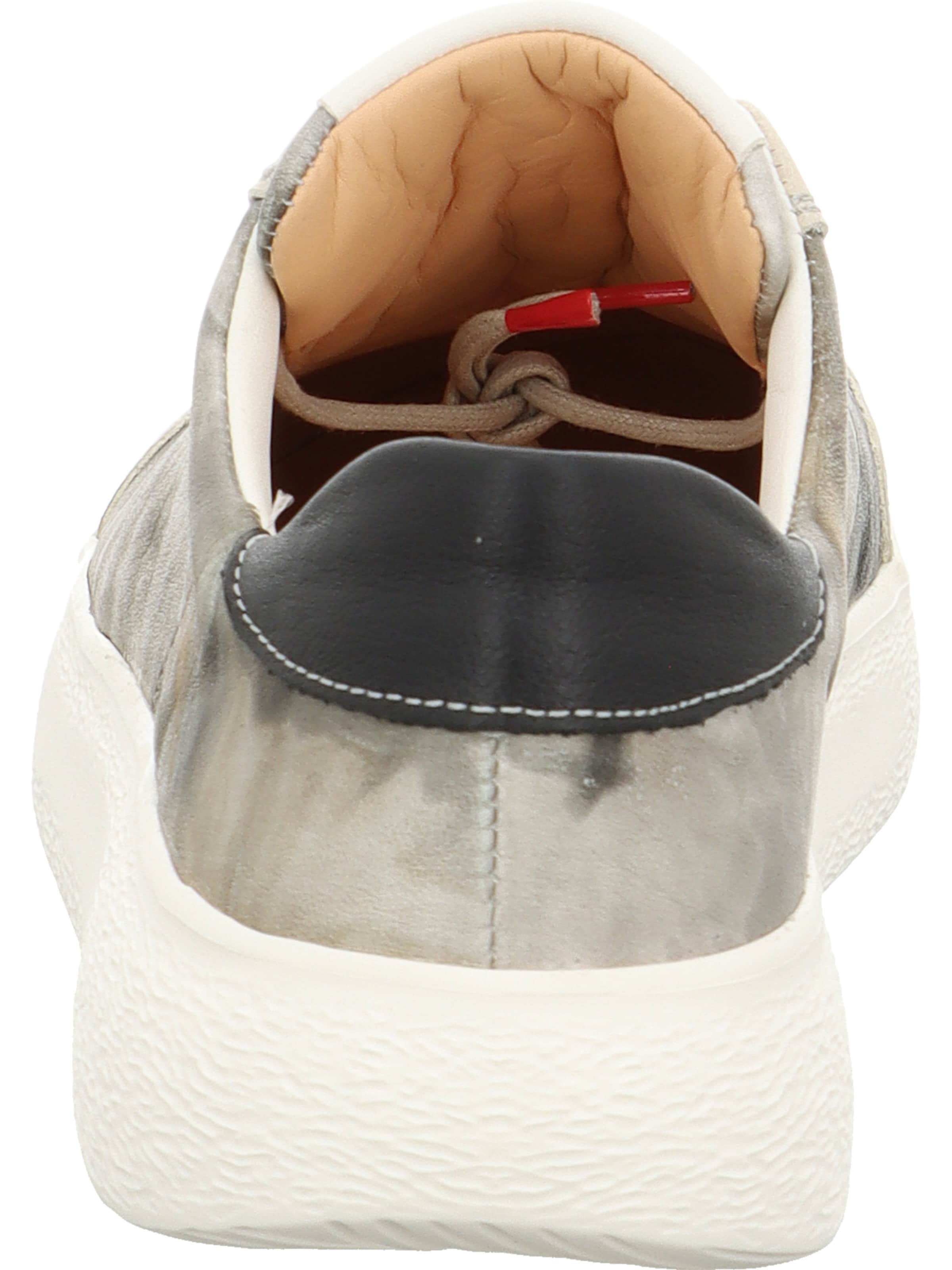 THINK! Sneakers in Beige