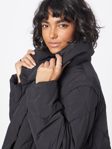 Calvin Klein - Chaqueta de invierno en negro