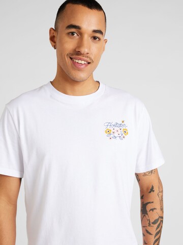 T-Shirt HOLLISTER en blanc