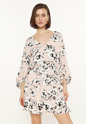 Robe Usha en beige : devant