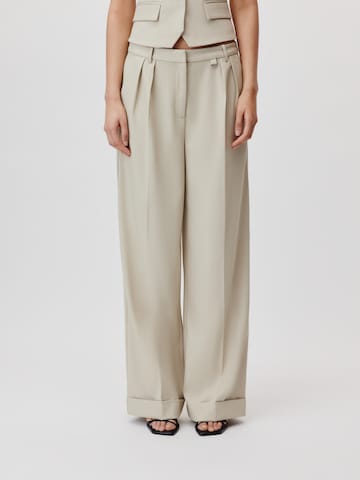 Loosefit Pantaloni con pieghe 'Silva Tall' di LeGer by Lena Gercke in beige: frontale