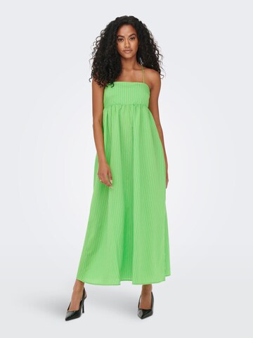 Robe d’été 'EMMA' ONLY en vert : devant