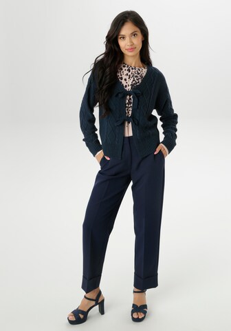 Aniston SELECTED Strickjacke in Blau