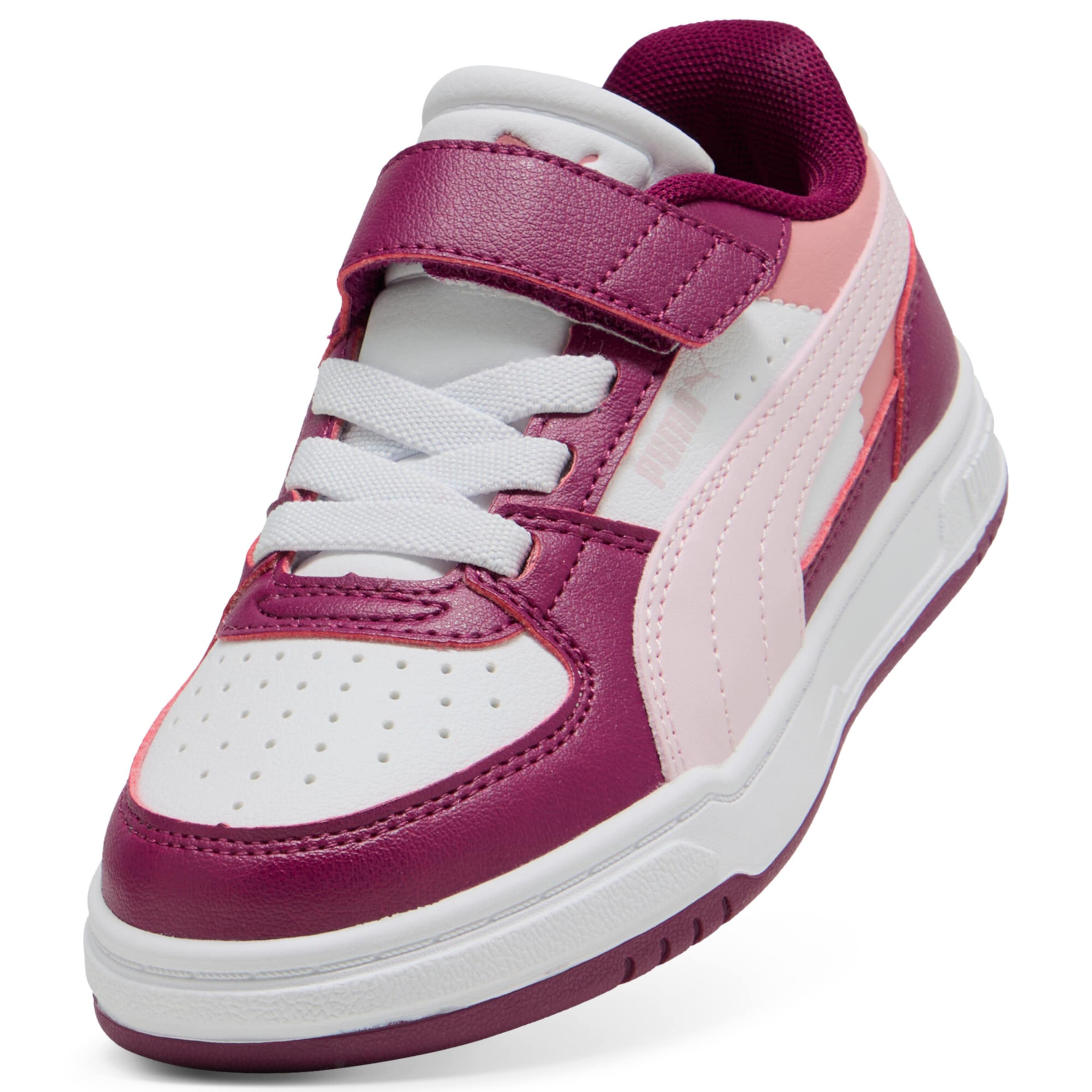 PUMA Sneakers in Pink: front