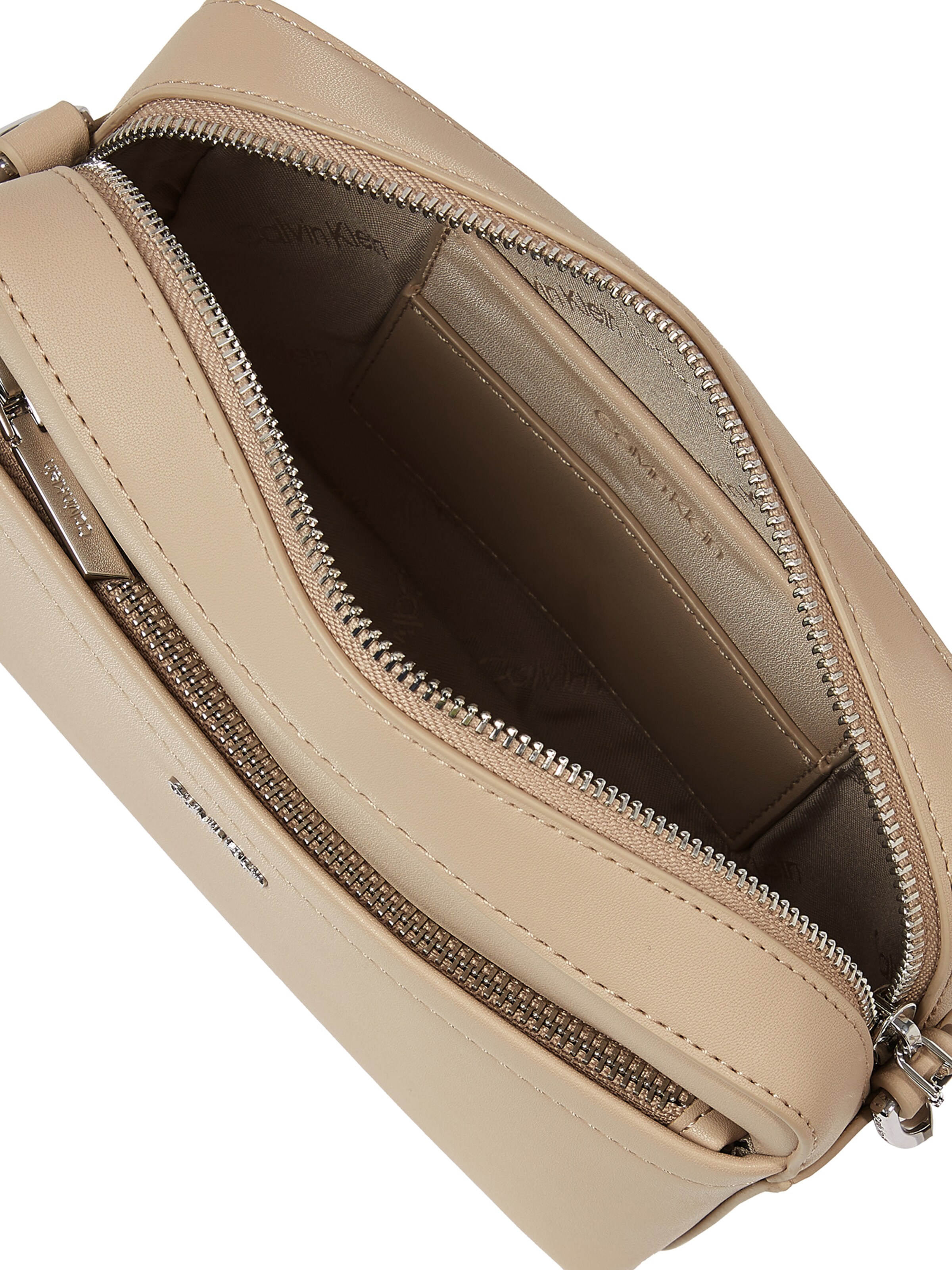 smėlio Calvin Klein Rankinė su ilgu dirželiu 'Must'