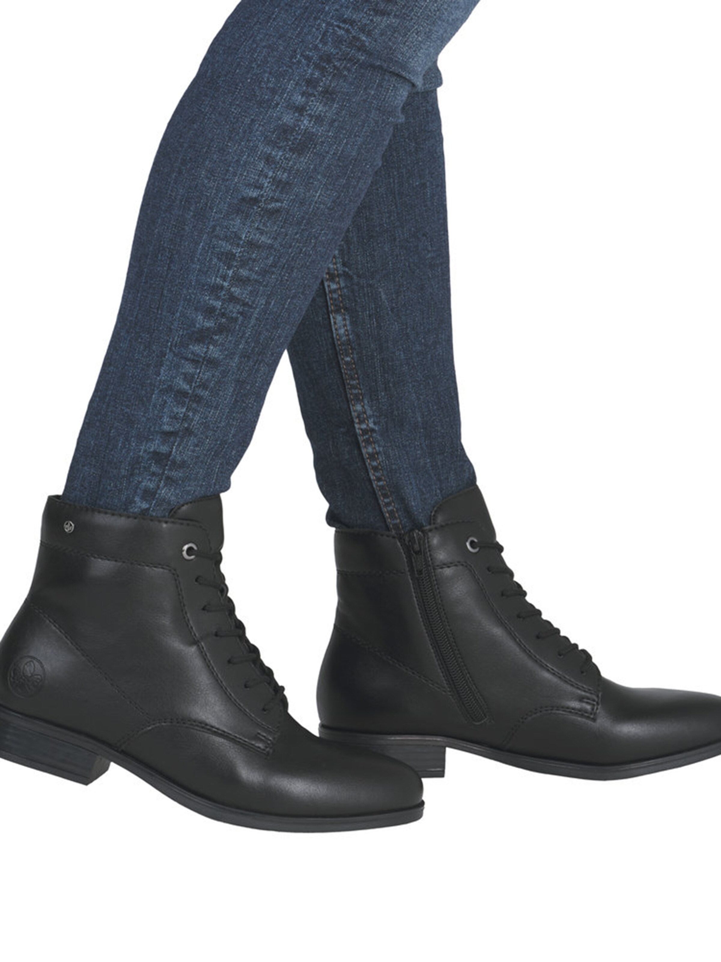 Bottines à lacets Rieker en noir