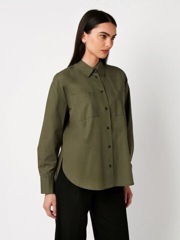 DESOTO Blouse in Green: front