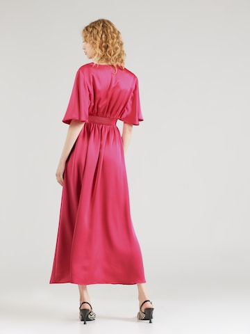 SISTERS POINT - Vestido 'GISELA' en rosa
