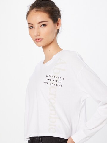 T-shirt 'APAC' Abercrombie & Fitch en blanc