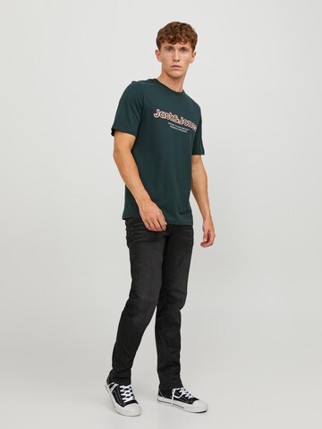 Tricou 'LAKEWOOD' de la JACK & JONES pe verde