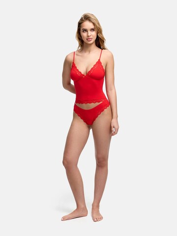 cfab Top 'Deep Neck Lace Top' in Rood