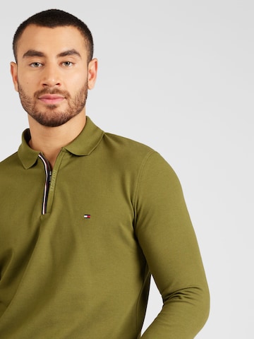 TOMMY HILFIGER - Camiseta en verde