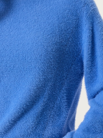 GARCIA Sweater in Blue