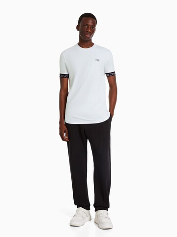 Bershka T-shirt i vit