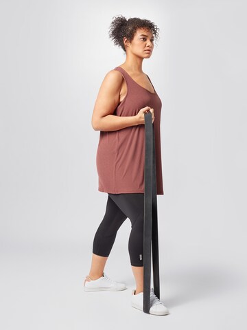 Sport top 'Nadia' de la Active by Zizzi pe maro