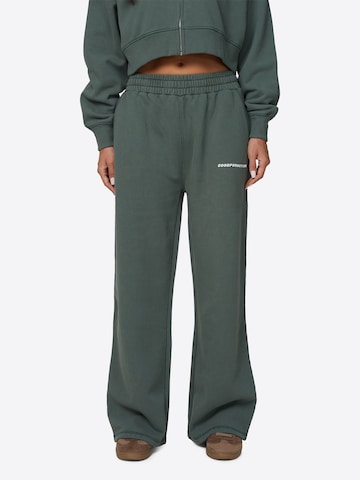 Good For Nothing Loosefit Broek in Groen: voorkant