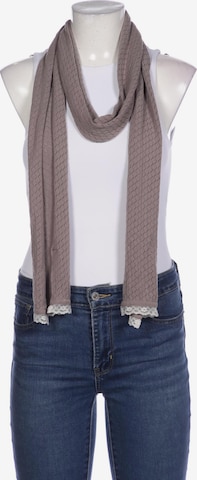 Sorgenfri Sylt Scarf & Wrap in One size in Grey: front