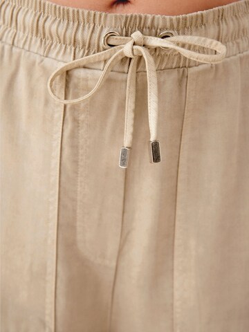 regular Pantaloni cargo di Next in beige