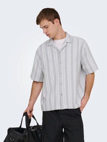 pilka Only & Sons Patogus modelis Marškiniai 'ONSWalker': priekis