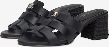 TOMMY HILFIGER - Zapatos abiertos en negro