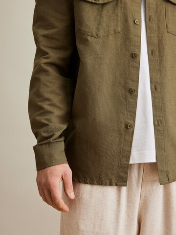 DAN FOX APPAREL Regular fit Overhemd 'Lio' in Groen