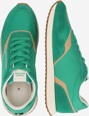 Sneaker bassa 'RUNNER EVO' di TOMMY HILFIGER in verde