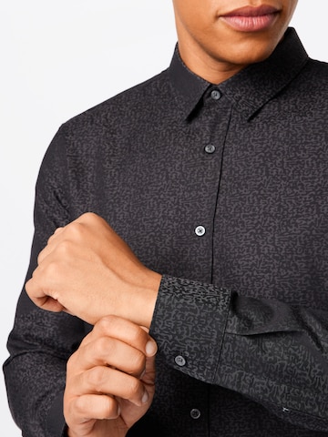 HUGO Red Regular fit Button Up Shirt 'Elisha' in Black