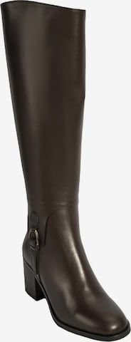 Desa Stiefel in Braun: Vorderseite