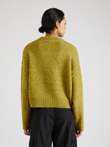 TOPSHOP Sweater in Green