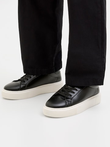 JACK & JONES Σνίκερ χαμηλό 'JFWAspire' σε μαύρο: μπροστά