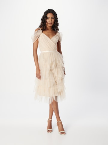 True Decadence Cocktail dress in Beige