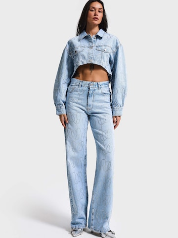 Gilet 'RHINESTONE CROPPED DENIM JACKET' IT'S BASIC en bleu
