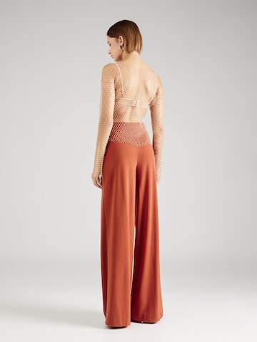 Guido Maria Kretschmer Women Wide Leg Hose 'Dana' in Braun: zadná strana