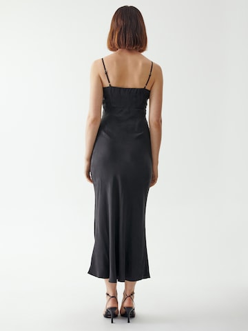 St MRLO Jurk 'Kyrie' in Zwart